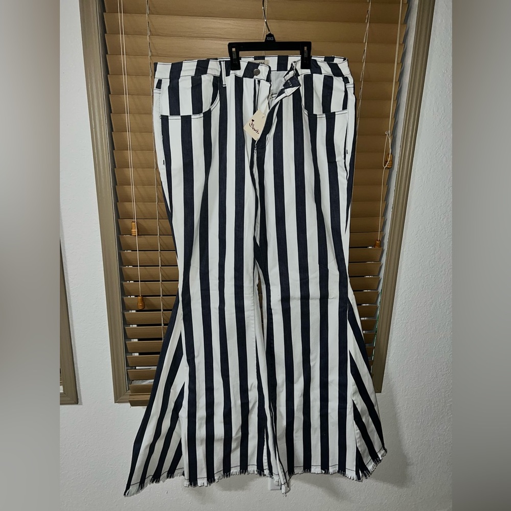 NWT  Plus Size Bestto 1xl bells